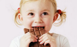 Когда ребенку можно давать шоколад